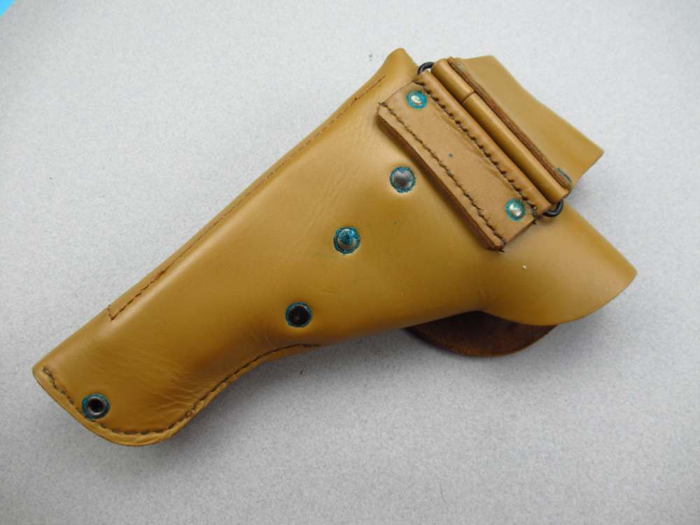 2000 Polish Eagle F,B, Radom Lucznik Mag98 Army pistol 9mm Luger VIS-img-75