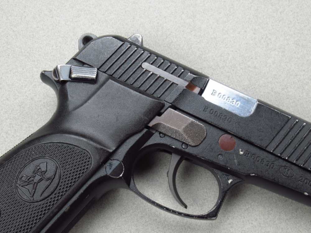 2000 Polish Eagle F,B, Radom Lucznik Mag98 Army pistol 9mm Luger VIS-img-25