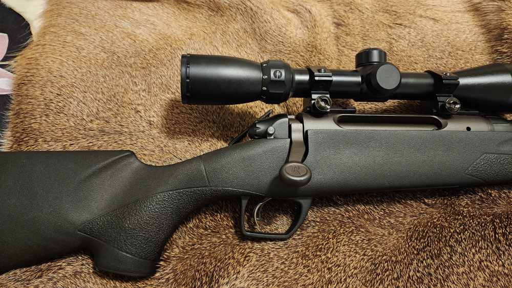 Remington Model 783 synthetic 300 Win Mag WINMAG 24" barrel 3-9x40 scope-img-4