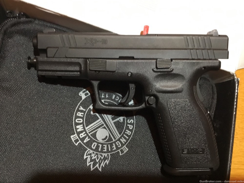 Springfield XD-9 #XDD9101HC 4” Black Service 9mm-img-1