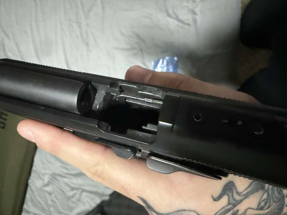 Beretta 92GTS, Great Condition 6 mags-img-2