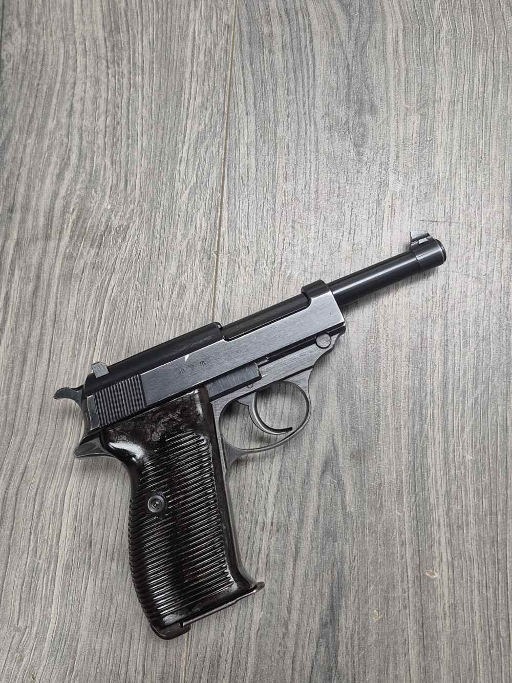 PENNY! BEAUTIFUL WW2 AC42 GERMAN WALTHER P38 PISTOL ALL MATCHING 9MM LUGER-img-1