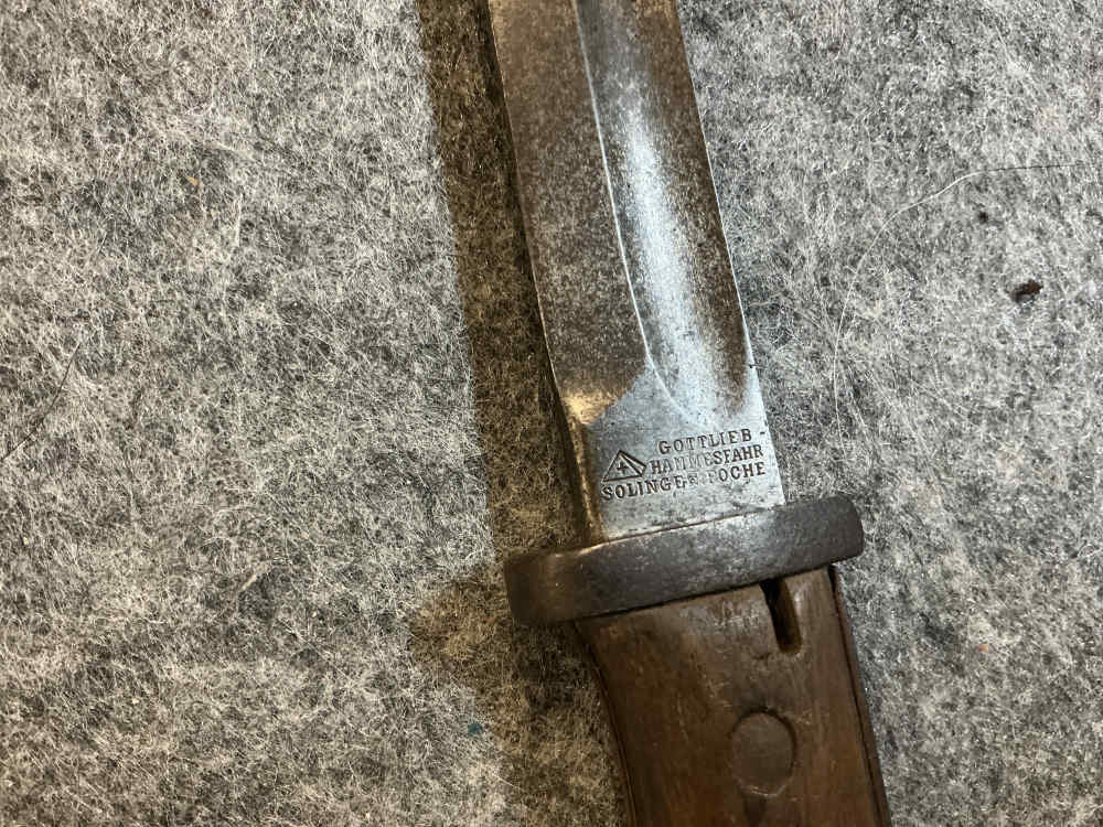 WWI German Bayonet/scabbard/belt carrier-img-4