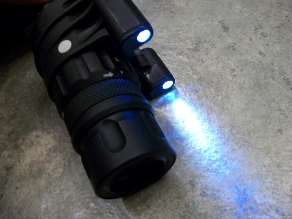 Surefire m900 weapon LIGHT grip ar15 scar ak47 sig 552 hk 556 mp5 g36 hk416-img-6