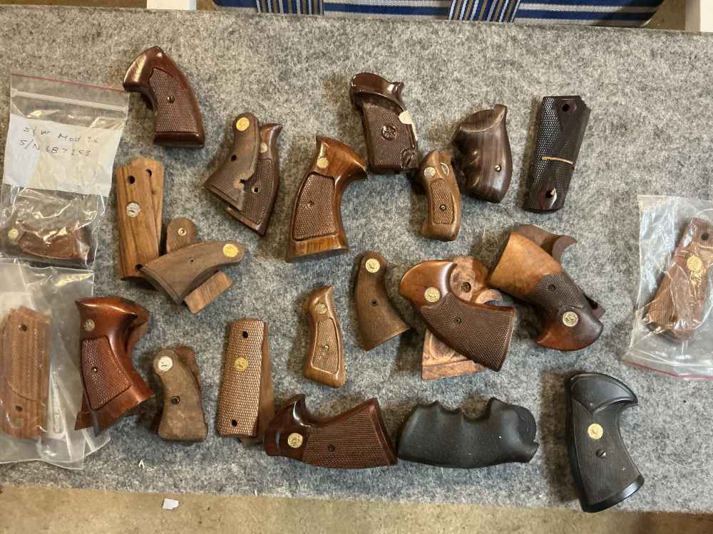 Pistol Grips assorted-img-3