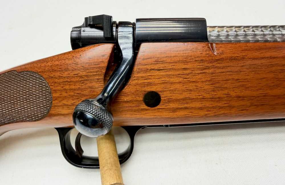 1982 Winchester XTR Featherweight Model 70 257 Roberts 22" Deluxe Walnut-img-7