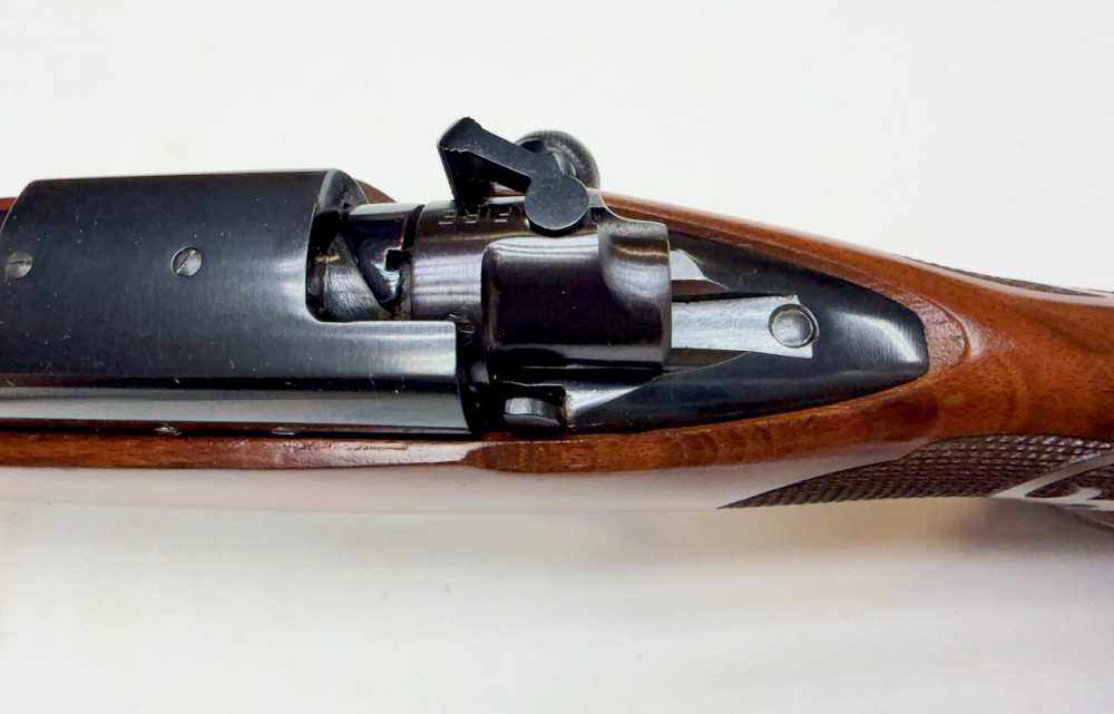 1982 Winchester XTR Featherweight Model 70 257 Roberts 22" Deluxe Walnut-img-32