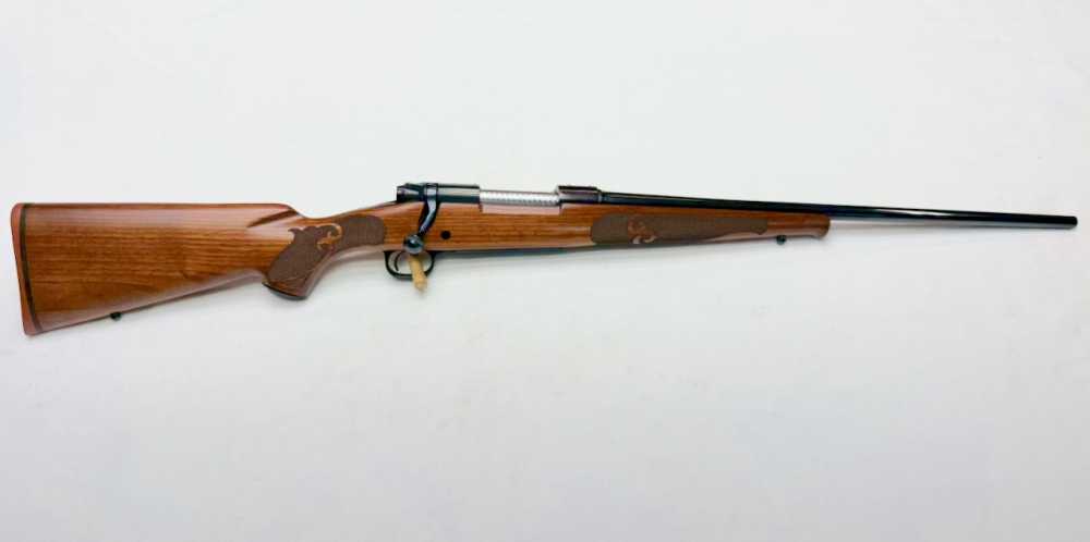 1982 Winchester XTR Featherweight Model 70 257 Roberts 22" Deluxe Walnut-img-0