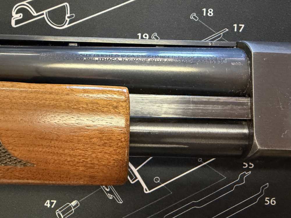 Ithaca Gun Co. - 37 Featherlight - 12ga - 28" - EXCELLENT -img-21