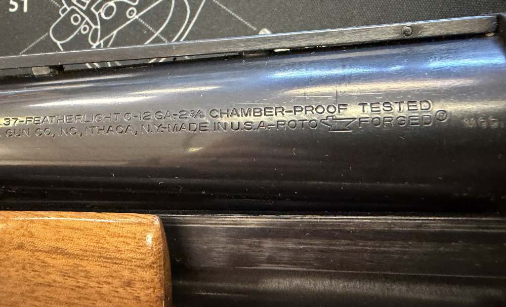 Ithaca Gun Co. - 37 Featherlight - 12ga - 28" - EXCELLENT -img-2