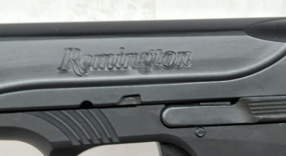 REMINGTON R51; 9MM +P 3.25" WALNUT GRIPS GEN 1-img-2
