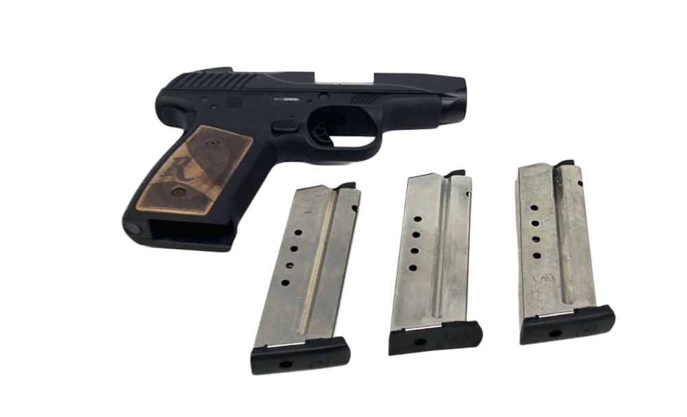 REMINGTON R51; 9MM +P 3.25" WALNUT GRIPS GEN 1-img-8
