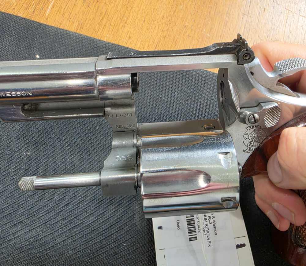 Smith & Wesson Model 66-3 357 Mag -img-7