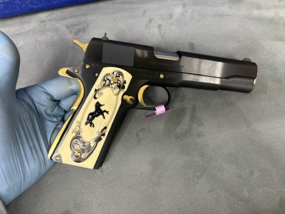 Colt 1911 Government 45Acp Black & Gold .01 Start NR Penny Auction-img-19