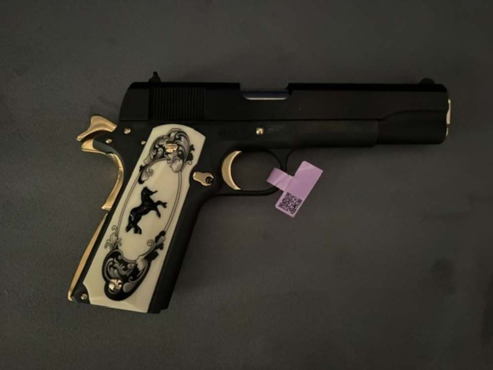 Colt 1911 Government 45Acp Black & Gold .01 Start NR Penny Auction-img-3