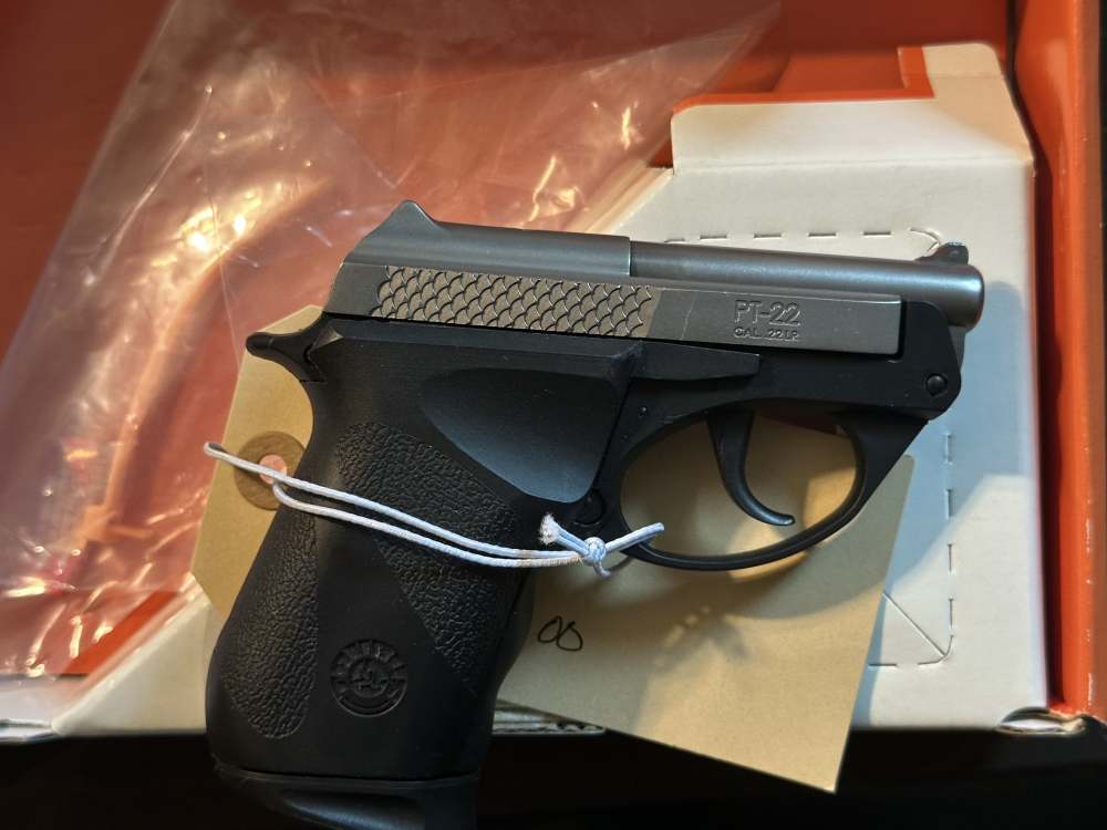 Taurus PT-22 22LR-img-1