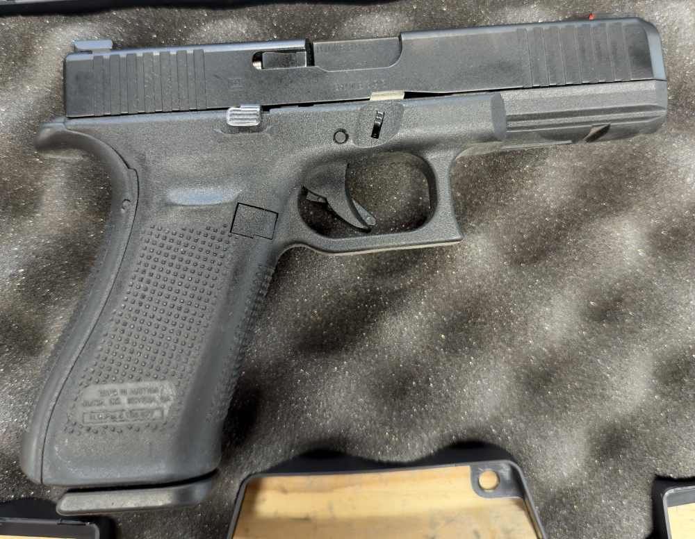 Glock 17 Gen 5-img-1