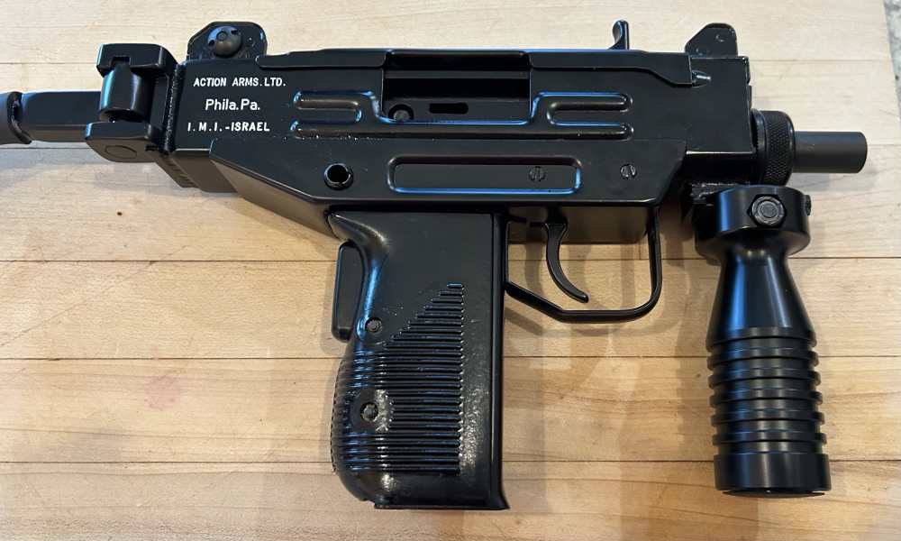 UZI MICRO SMG (9mm) transferrable sub machine gun B&G bolt AWESOME!-img-1