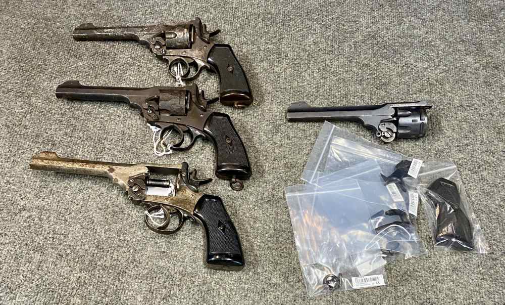 Webley Mark IV 455 lot 3 rough revolvers and stunning parts kit NR! Penny!-img-0