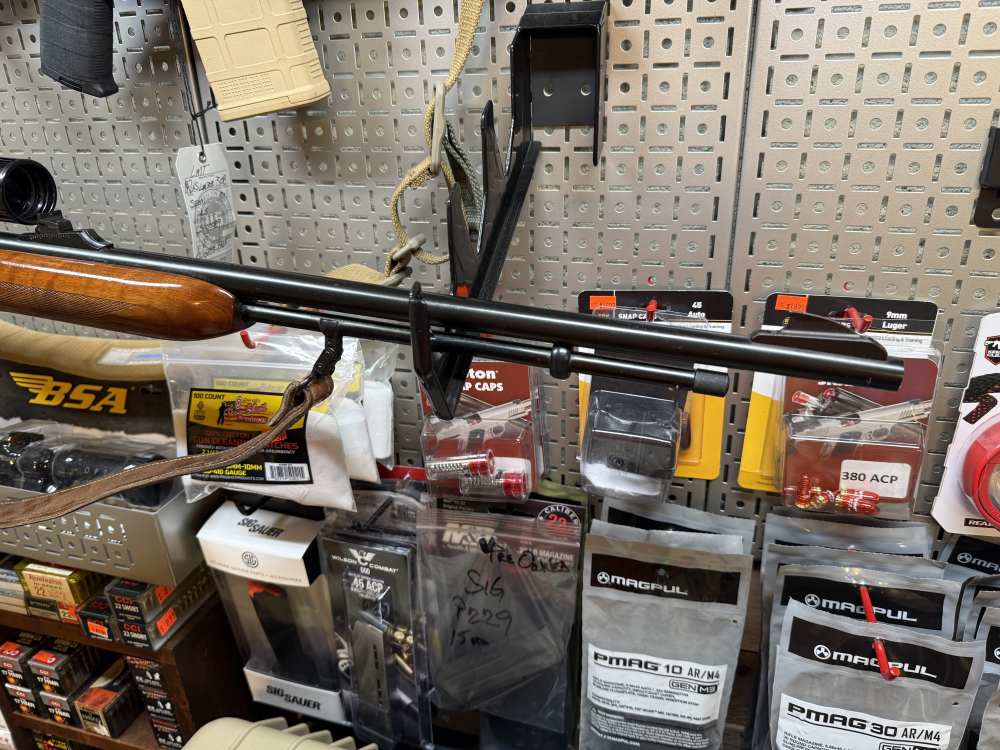 Remington 552 speedmaster .22lr EXCELLENT-img-1