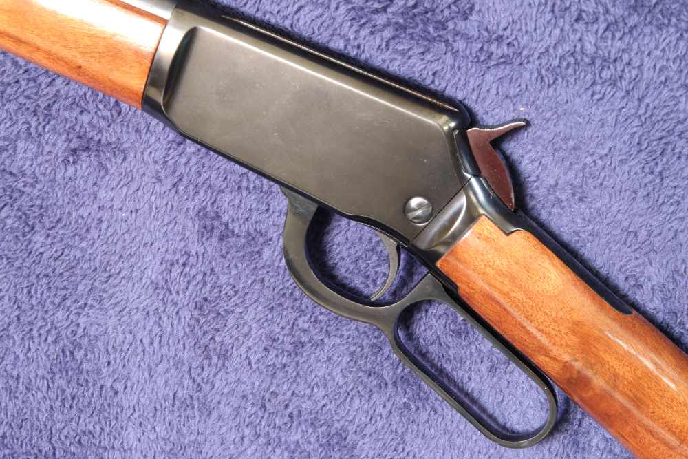 STUNNING Like-New - WINCHESTER 9422M Lever Gun 22 mag 1977 Mfg. NO RESERVE-img-10