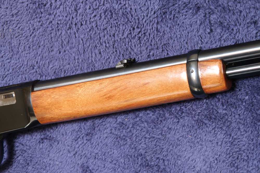STUNNING Like-New - WINCHESTER 9422M Lever Gun 22 mag 1977 Mfg. NO RESERVE-img-5
