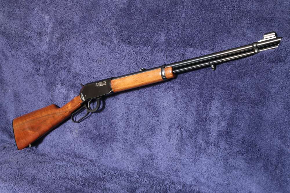 STUNNING Like-New - WINCHESTER 9422M Lever Gun 22 mag 1977 Mfg. NO RESERVE-img-0