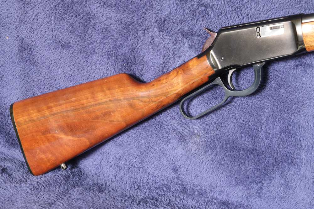 STUNNING Like-New - WINCHESTER 9422M Lever Gun 22 mag 1977 Mfg. NO RESERVE-img-2