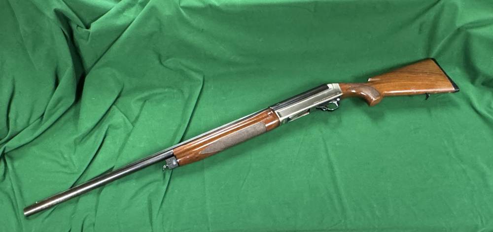 Benelli "Special 80" Inertia Operated 12ga Two-Tone-img-2