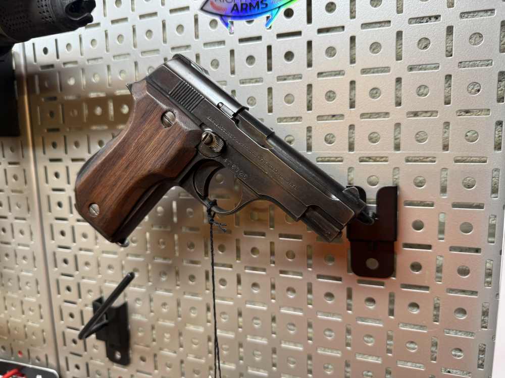French unique model 52 22lr -img-4