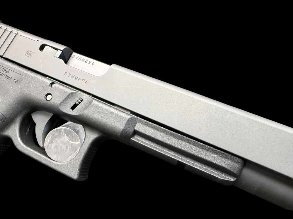 RARE, DISCONTINUED, GLOCK 40 GEN 4 MOS 10MM AUTO LNIB ALL FACTORY ITEMS-img-15
