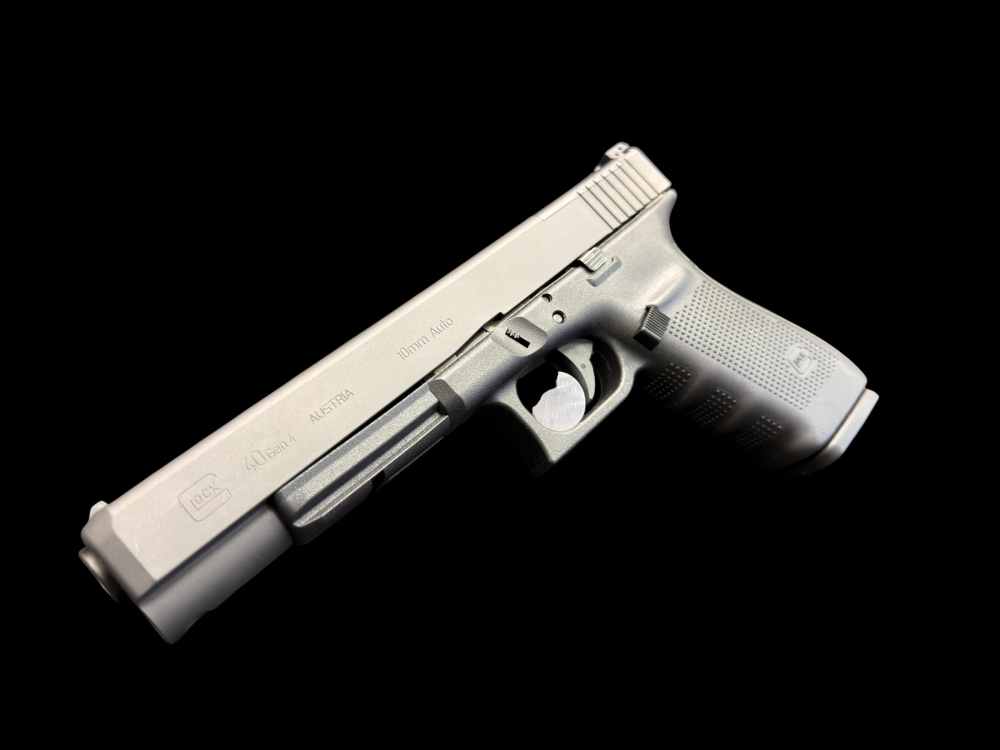 RARE, DISCONTINUED, GLOCK 40 GEN 4 MOS 10MM AUTO LNIB ALL FACTORY ITEMS-img-3