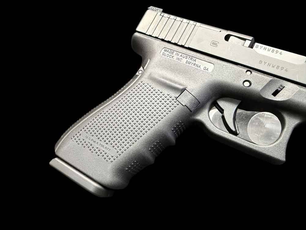 RARE, DISCONTINUED, GLOCK 40 GEN 4 MOS 10MM AUTO LNIB ALL FACTORY ITEMS-img-18