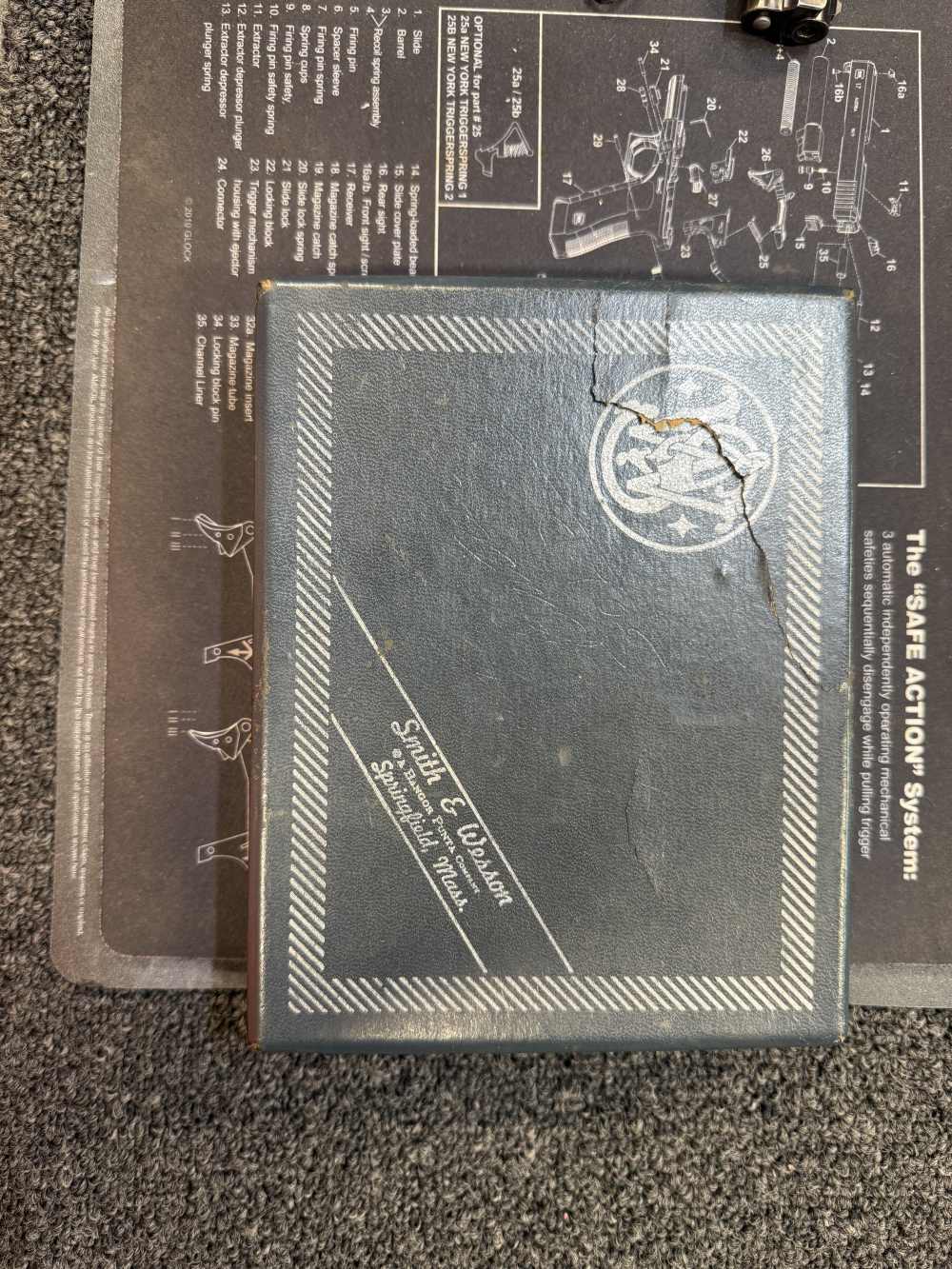 Smith and Wesson model 39-2 In box! -img-17