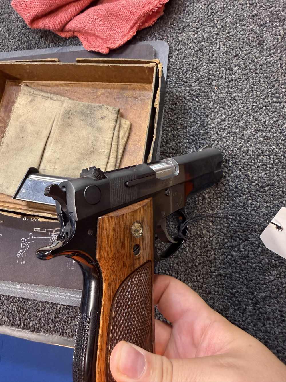 Smith and Wesson model 39-2 In box! -img-14