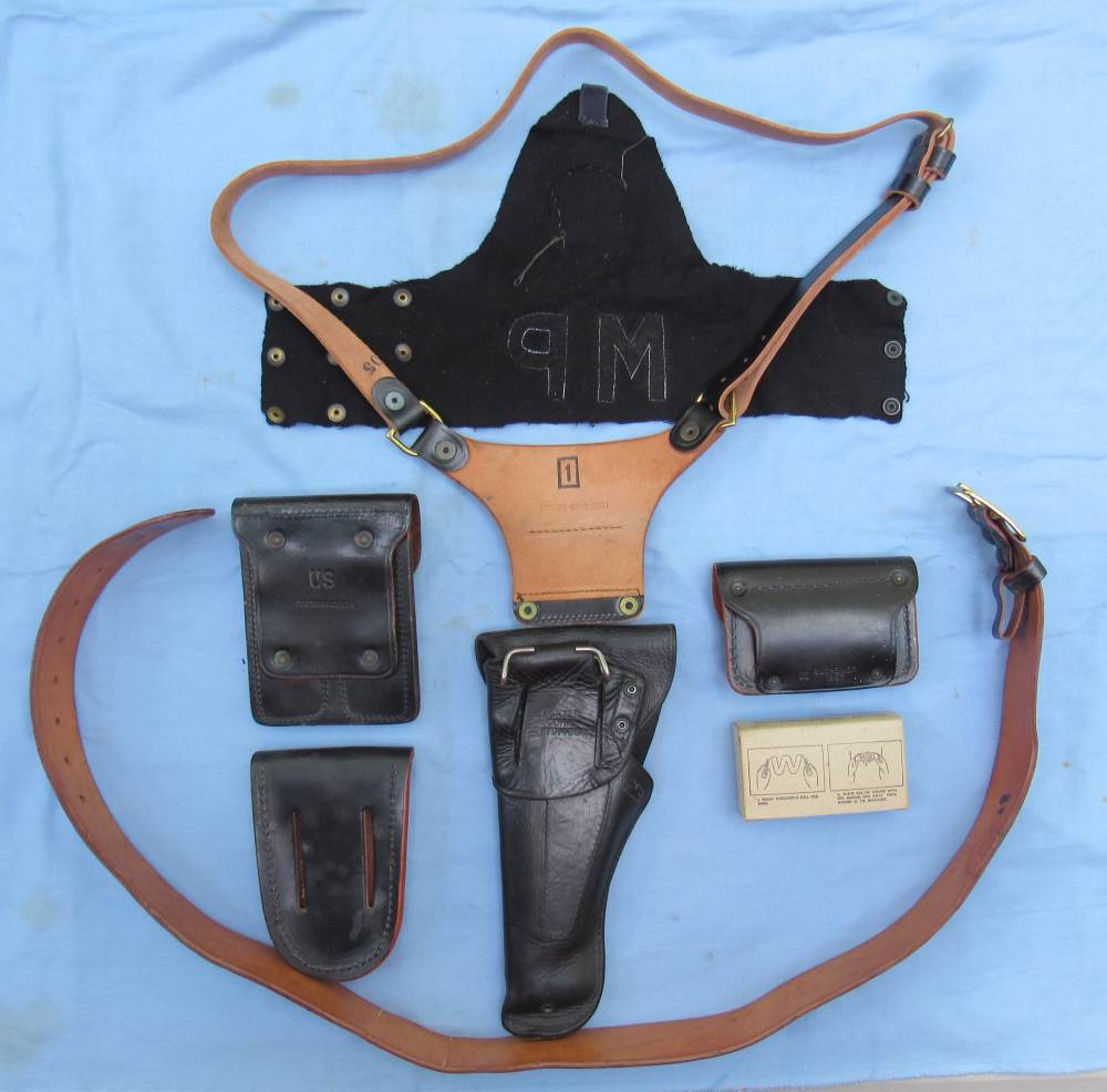 US Army Military Police Black Leather Holster Rig, Hunter Corp...1967-1969-img-3
