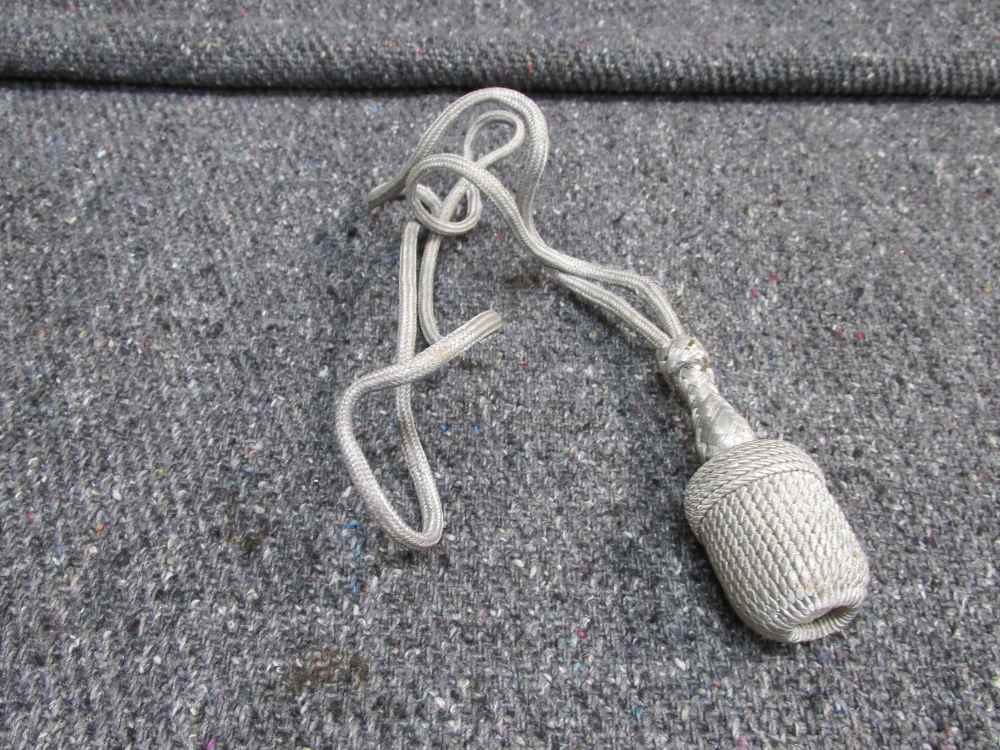 ORGINAL WWII GERMAN ARMY/LUFTWAFFE DAGGER PORTEPEE KNOT-GOOD CONDITION-img-1
