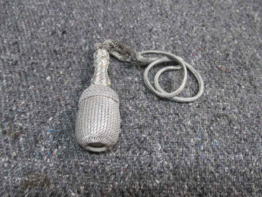 ORGINAL WWII GERMAN ARMY/LUFTWAFFE DAGGER PORTEPEE KNOT-GOOD CONDITION-img-1