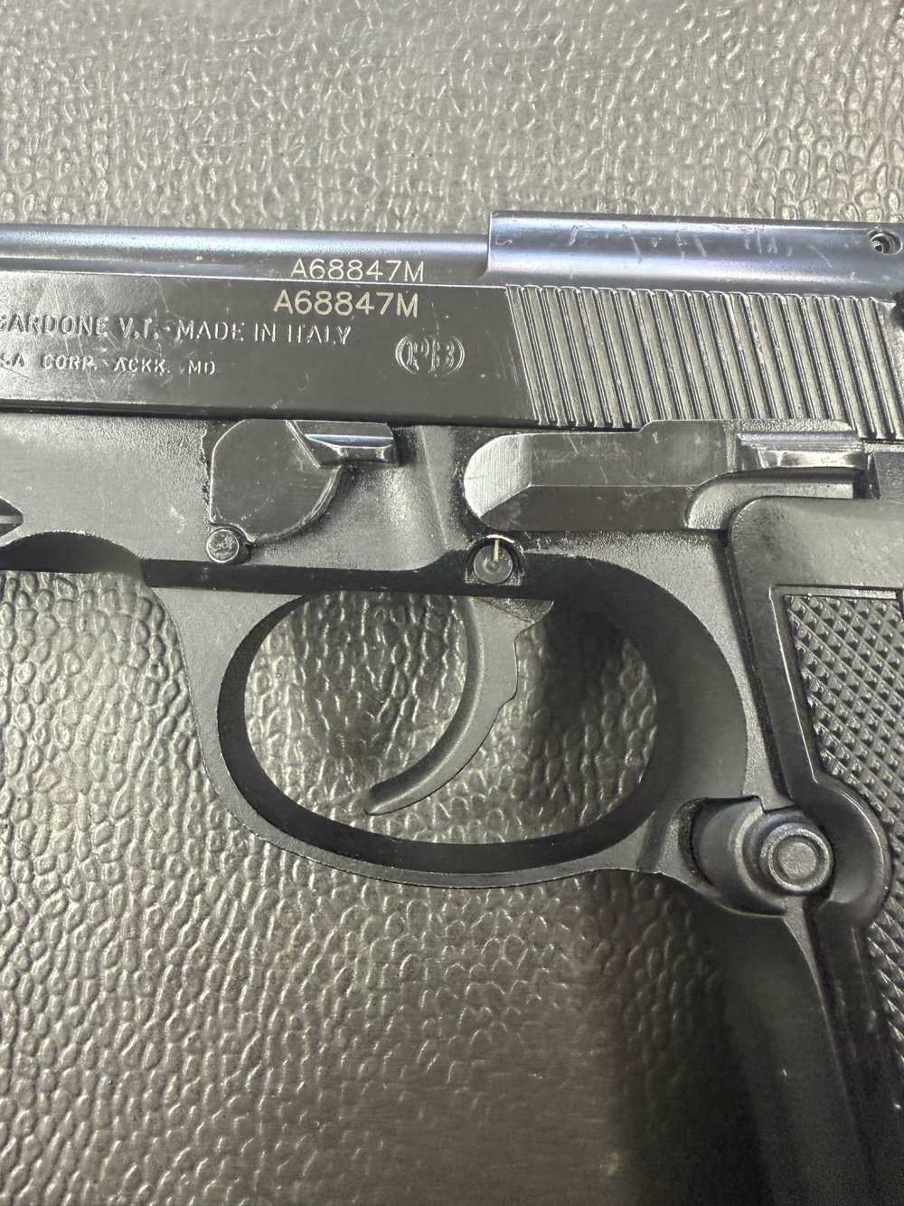 Beretta 96A1 40 S&W-img-8