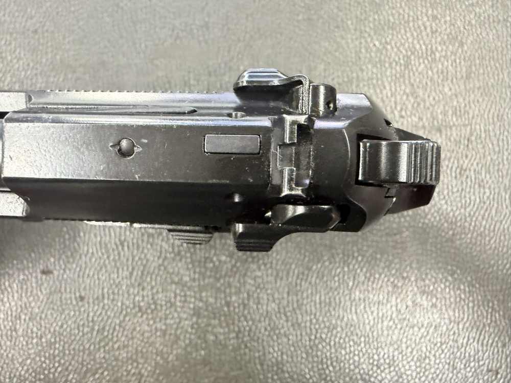 Beretta 96A1 40 S&W-img-10