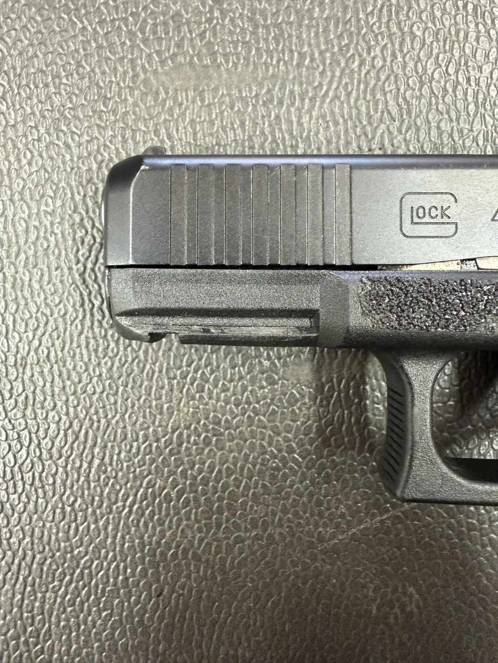 Glock 45 Gen 5 9mm Luger with 3 mags-img-4