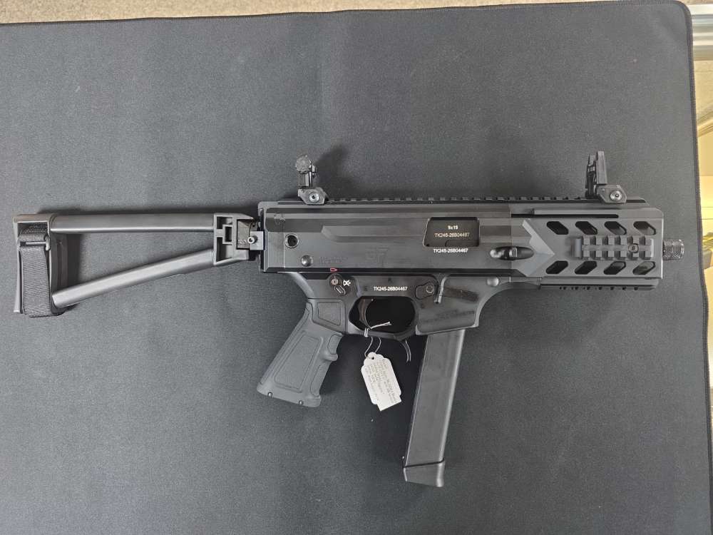 Gforce Arms BLADE6 Blade6  9x19 33+1 6" with SB tactical folding brace.-img-0