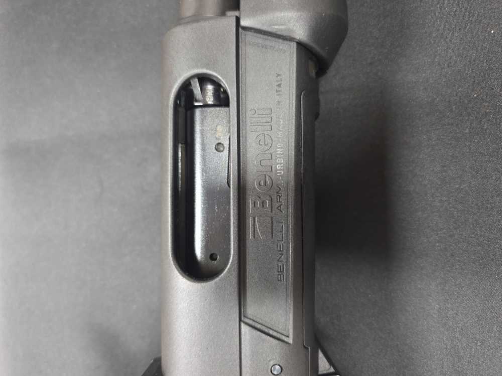 used Benelli Nova Pump Field 12GA 3-1/2" 26" Black 4+1 Pump Action Shotgun-img-8