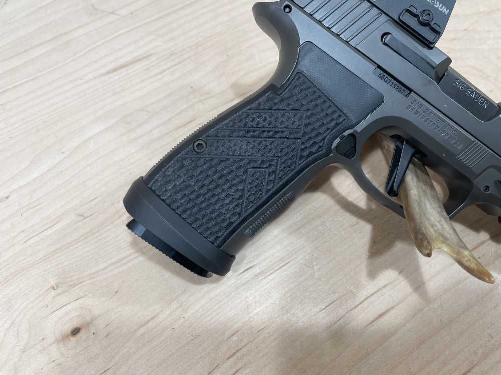 *EXCELLENT* SIG SAUER P365 AXG LEGION, 9MM, 3.1" BBL., HOLOSUN HE407K-GR-img-10