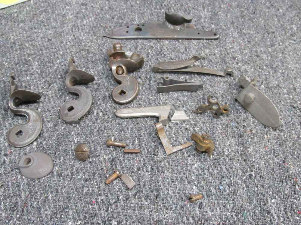 REVOLUTIONARY WAR ERA BRITISH COMMERCIAL FLINTLOCK MUSKET LOCK PLATE-img-0