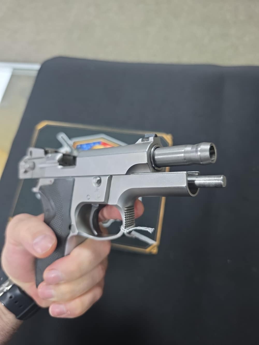 Smith & Wesson Model 5906-img-5