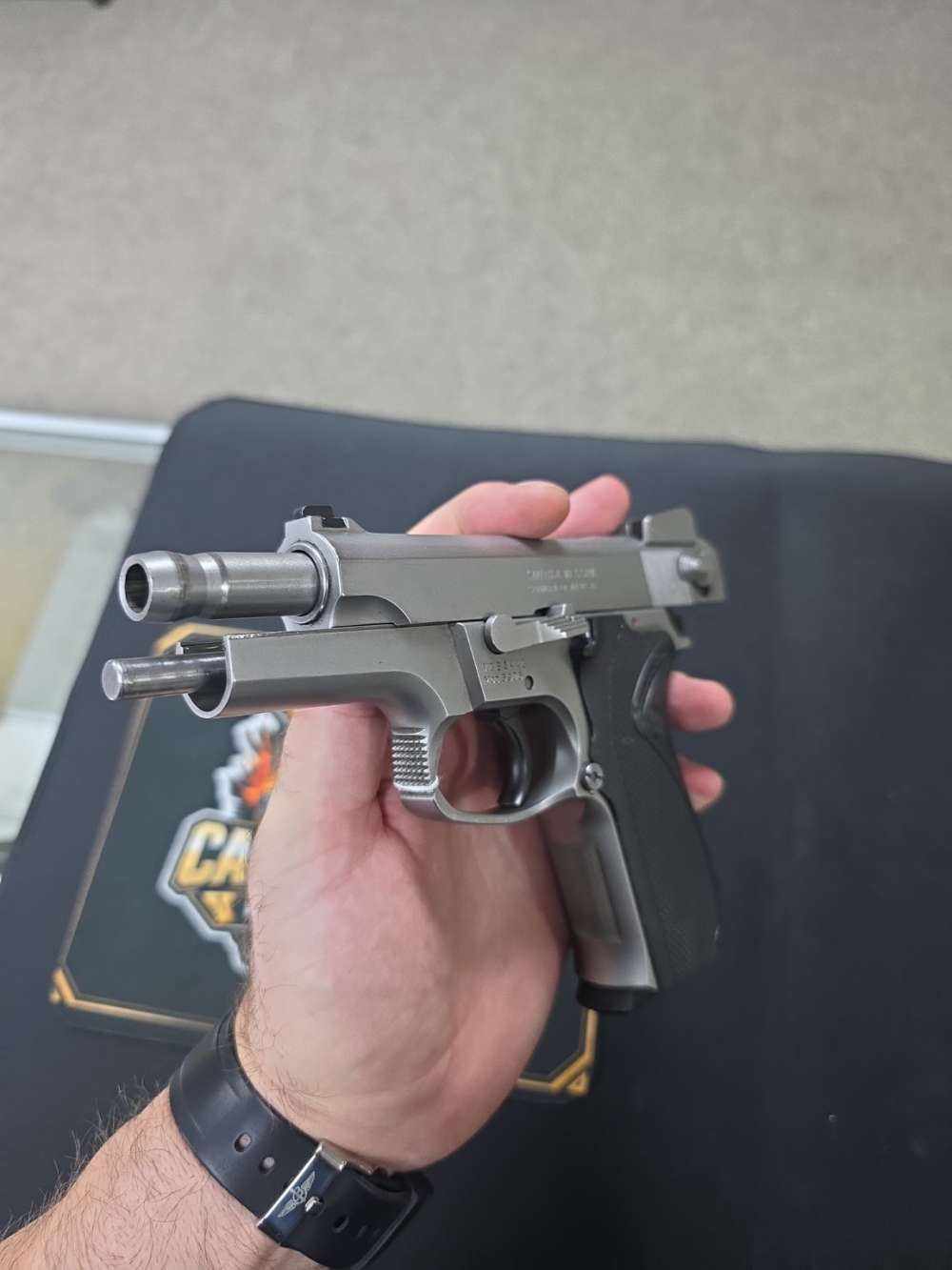 Smith & Wesson Model 5906-img-8