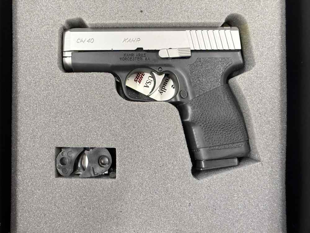 Kahr CW40 with box 40 S&W-img-0