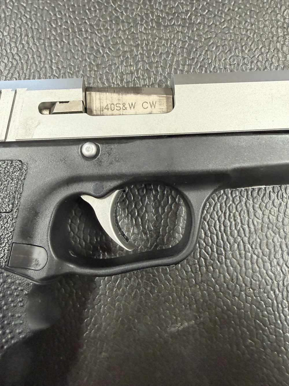 Kahr CW40 with box 40 S&W-img-9