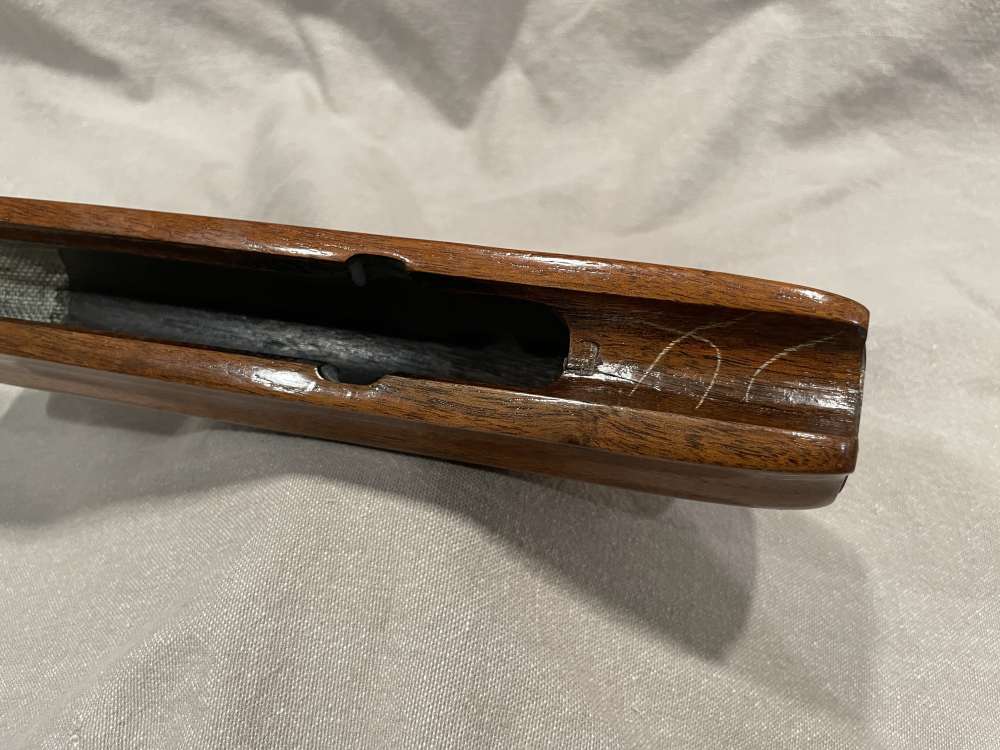 Remington 1100 12 Gauge Factory Forearm Walnut Excellent 98% Condition-img-4